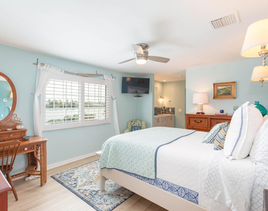1734 Harborside Circle - Photo Thumbnail 13