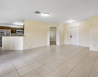 8460 Nw 40th Street - Photo Thumbnail 4
