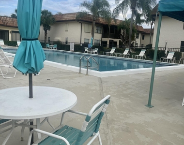 7178 Golf Colony Court - Photo Thumbnail 14