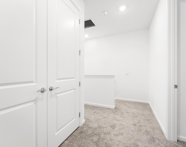 4333 Efendi Drive - Photo Thumbnail 36