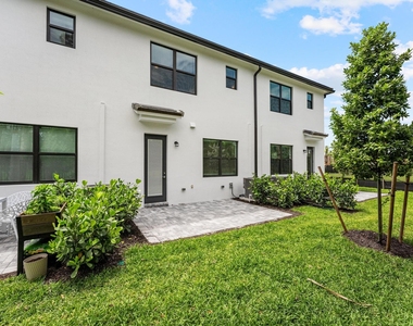 4333 Efendi Drive - Photo Thumbnail 42
