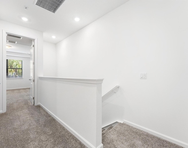 4333 Efendi Drive - Photo Thumbnail 20