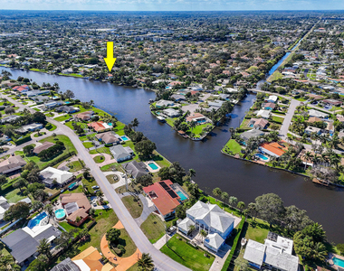 8110 W Lake Drive - Photo Thumbnail 49