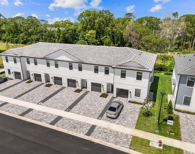 4315 Efendi Drive - Photo Thumbnail 45