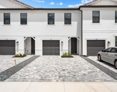 4315 Efendi Drive - Photo Thumbnail 52