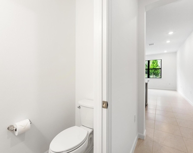 4315 Efendi Drive - Photo Thumbnail 17