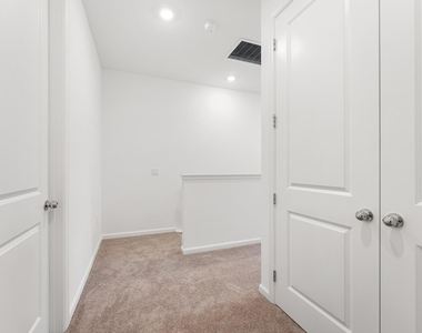4315 Efendi Drive - Photo Thumbnail 37