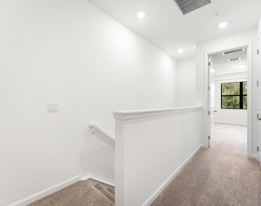 4315 Efendi Drive - Photo Thumbnail 21
