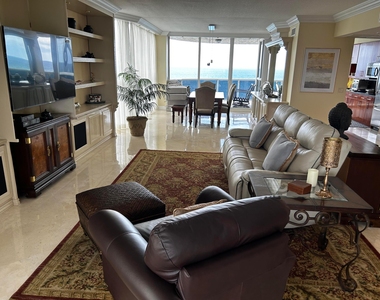 3200 N Ocean Boulevard - Photo Thumbnail 7