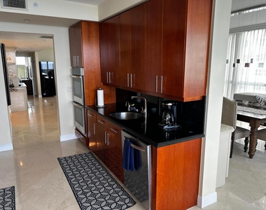 3200 N Ocean Boulevard - Photo Thumbnail 9