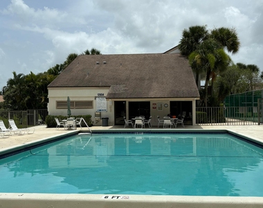 12692 Shoreline Drive - Photo Thumbnail 28
