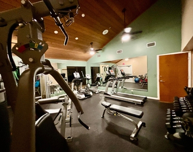 12692 Shoreline Drive - Photo Thumbnail 32