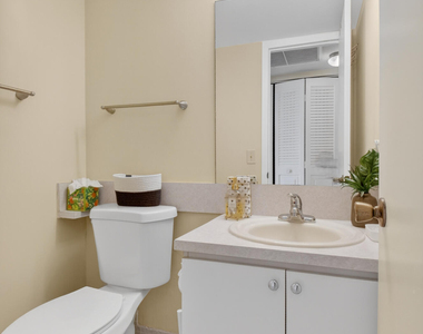474 Mansfield L - Photo Thumbnail 6