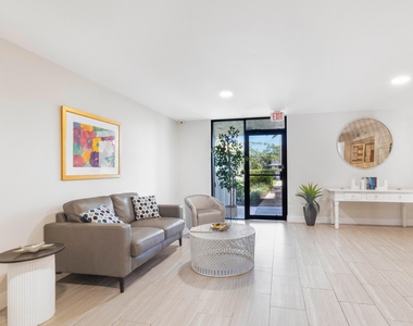 955 Egret Circle - Photo Thumbnail 33