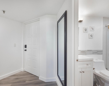 955 Egret Circle - Photo Thumbnail 1