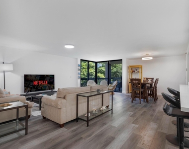 955 Egret Circle - Photo Thumbnail 10