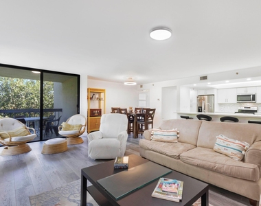 955 Egret Circle - Photo Thumbnail 13