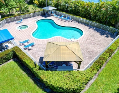 955 Egret Circle - Photo Thumbnail 38