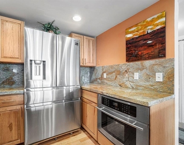 800 Se 20th Avenue - Photo Thumbnail 5