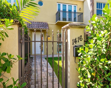 1416 Ne 4th Court - Photo Thumbnail 1