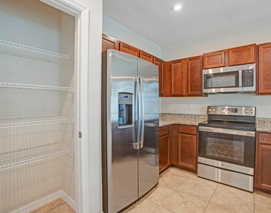 3343 Liberty Square Way - Photo Thumbnail 9