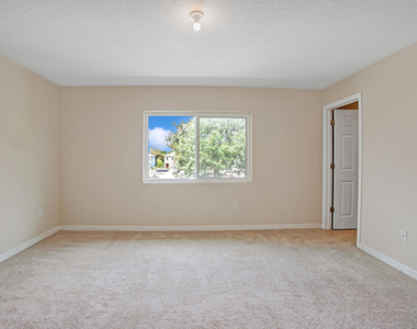 3343 Liberty Square Way - Photo Thumbnail 19