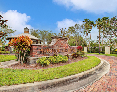 3343 Liberty Square Way - Photo Thumbnail 2