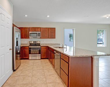 3343 Liberty Square Way - Photo Thumbnail 6