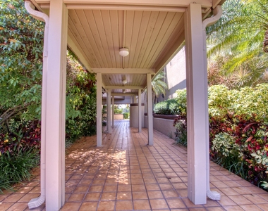 4657 Fountains Drive S - Photo Thumbnail 12