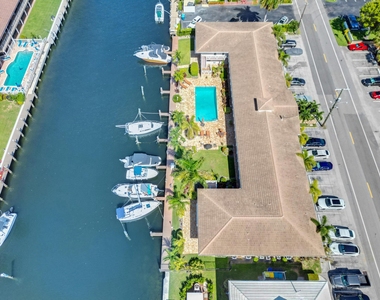 2857 Ne 32nd Street - Photo Thumbnail 20