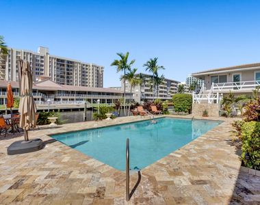 2857 Ne 32nd Street - Photo Thumbnail 22