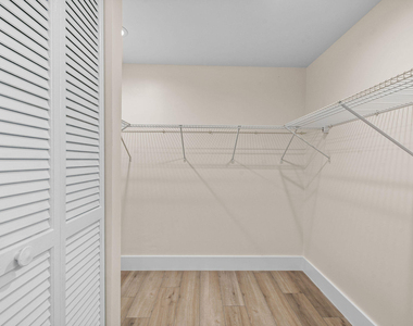 2233 Nw 22nd Avenue - Photo Thumbnail 30