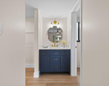 2233 Nw 22nd Avenue - Photo Thumbnail 24