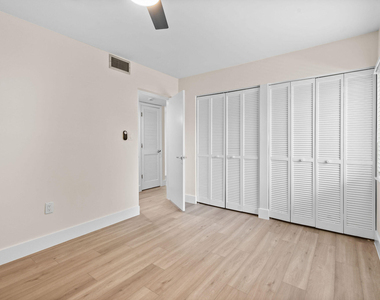 2233 Nw 22nd Avenue - Photo Thumbnail 33