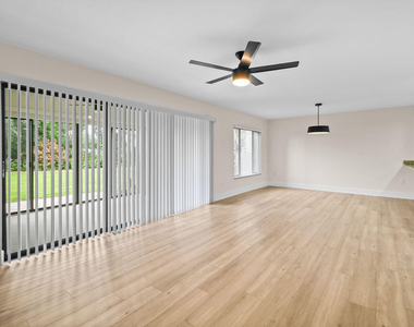 2233 Nw 22nd Avenue - Photo Thumbnail 8