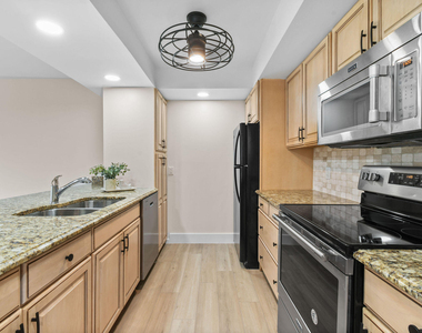 2233 Nw 22nd Avenue - Photo Thumbnail 15