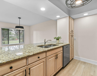 2233 Nw 22nd Avenue - Photo Thumbnail 16