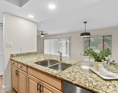 2233 Nw 22nd Avenue - Photo Thumbnail 18