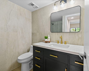 2233 Nw 22nd Avenue - Photo Thumbnail 35