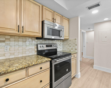 2233 Nw 22nd Avenue - Photo Thumbnail 19