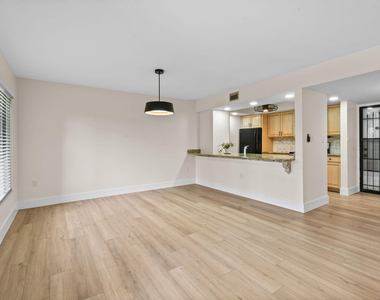 2233 Nw 22nd Avenue - Photo Thumbnail 11