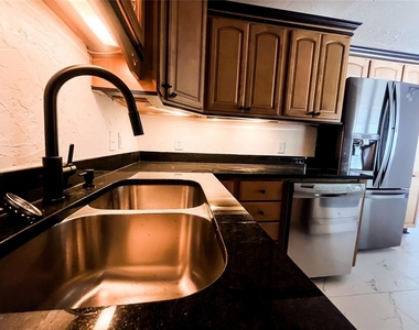 10601 Tumilty Terrace - Photo Thumbnail 4