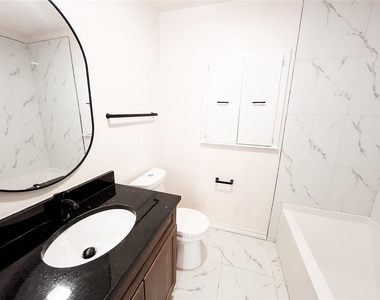 10601 Tumilty Terrace - Photo Thumbnail 16