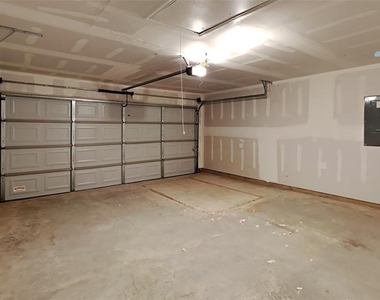 11748 Nw 99th Terrace - Photo Thumbnail 18