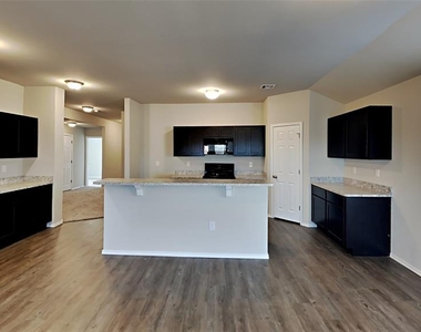 11748 Nw 99th Terrace - Photo Thumbnail 3