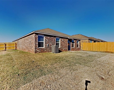 11748 Nw 99th Terrace - Photo Thumbnail 19