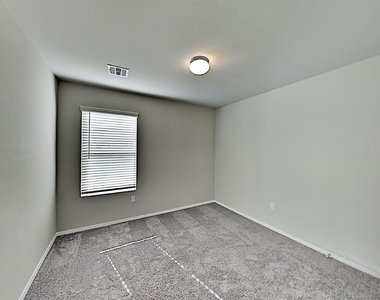 1845 Jack Rabbit Lane - Photo Thumbnail 12
