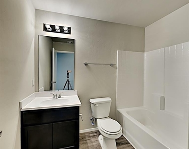 1845 Jack Rabbit Lane - Photo Thumbnail 11