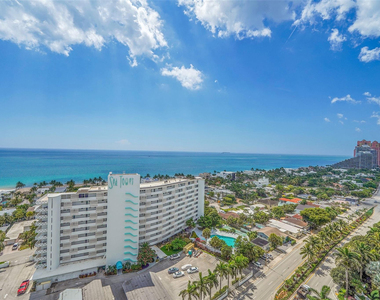 2841 N Ocean Boulevard - Photo Thumbnail 44