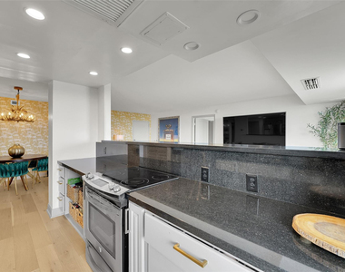 2841 N Ocean Boulevard - Photo Thumbnail 12